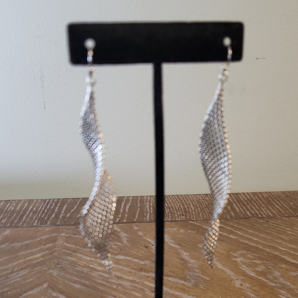 Silver Mesh Earrings - Picture 5 of 5